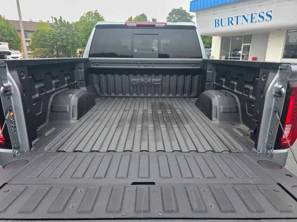 2026 GMC Sierra 1500 SLT - Photo 23