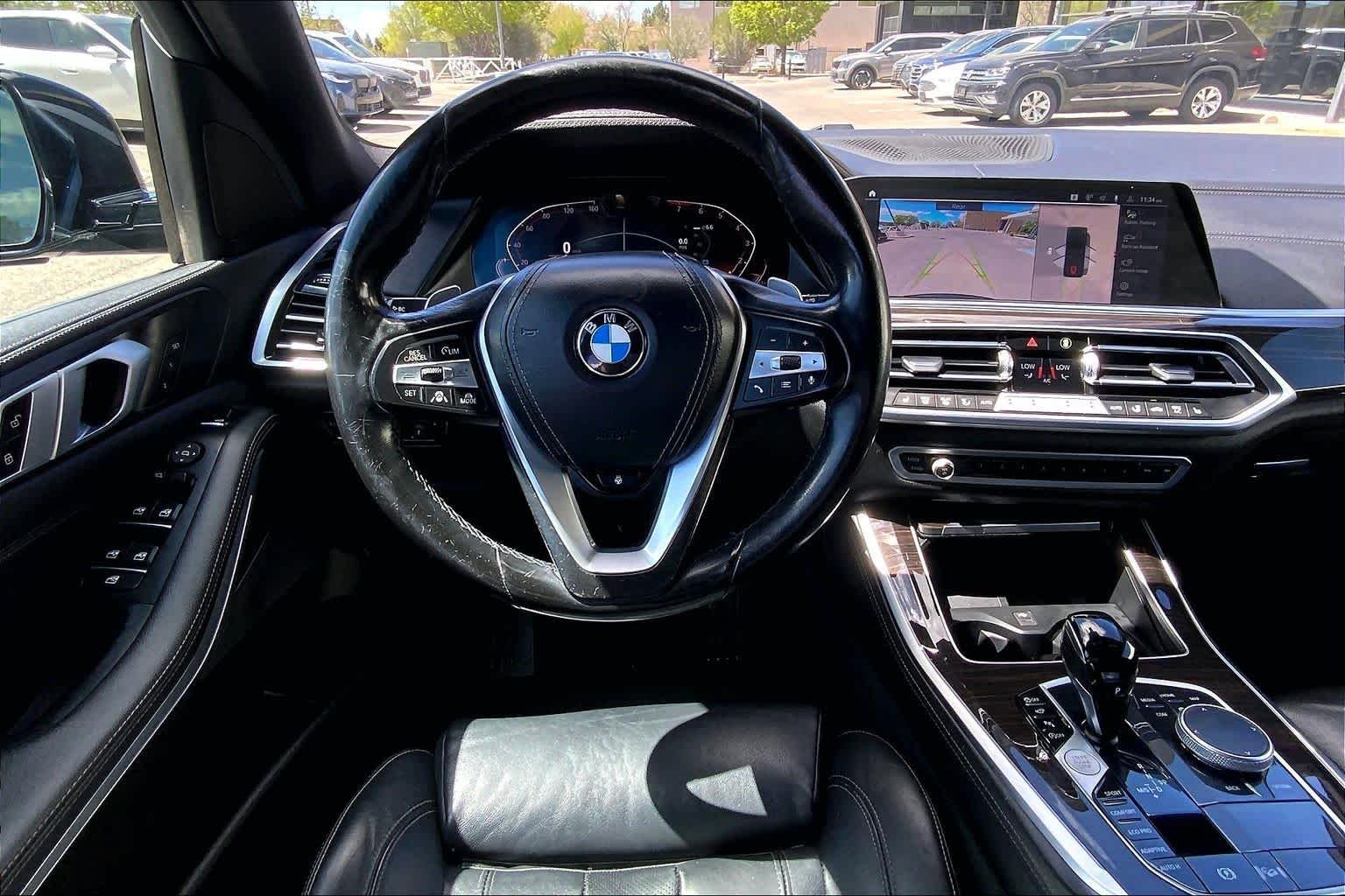 Used 2019 Black Sapphire Metallic BMW xDrive40i image 5