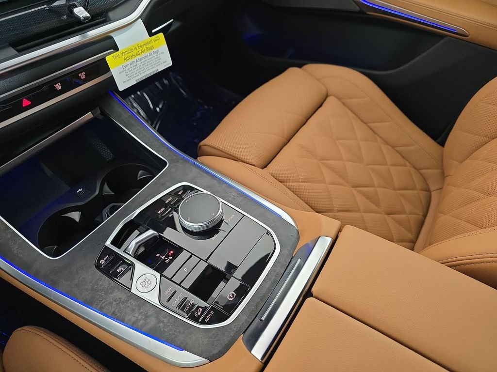 New 2026 Mineral White Metallic BMW xDrive40i image 25