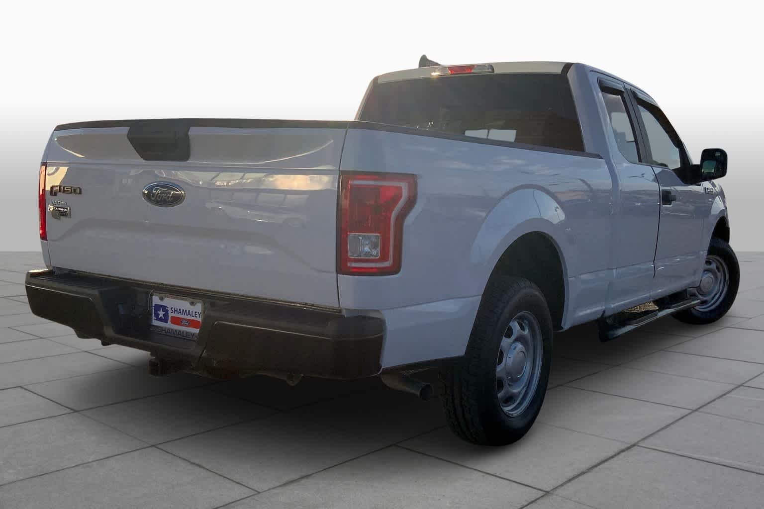 Used 2017 Oxford White Ford XL image 13