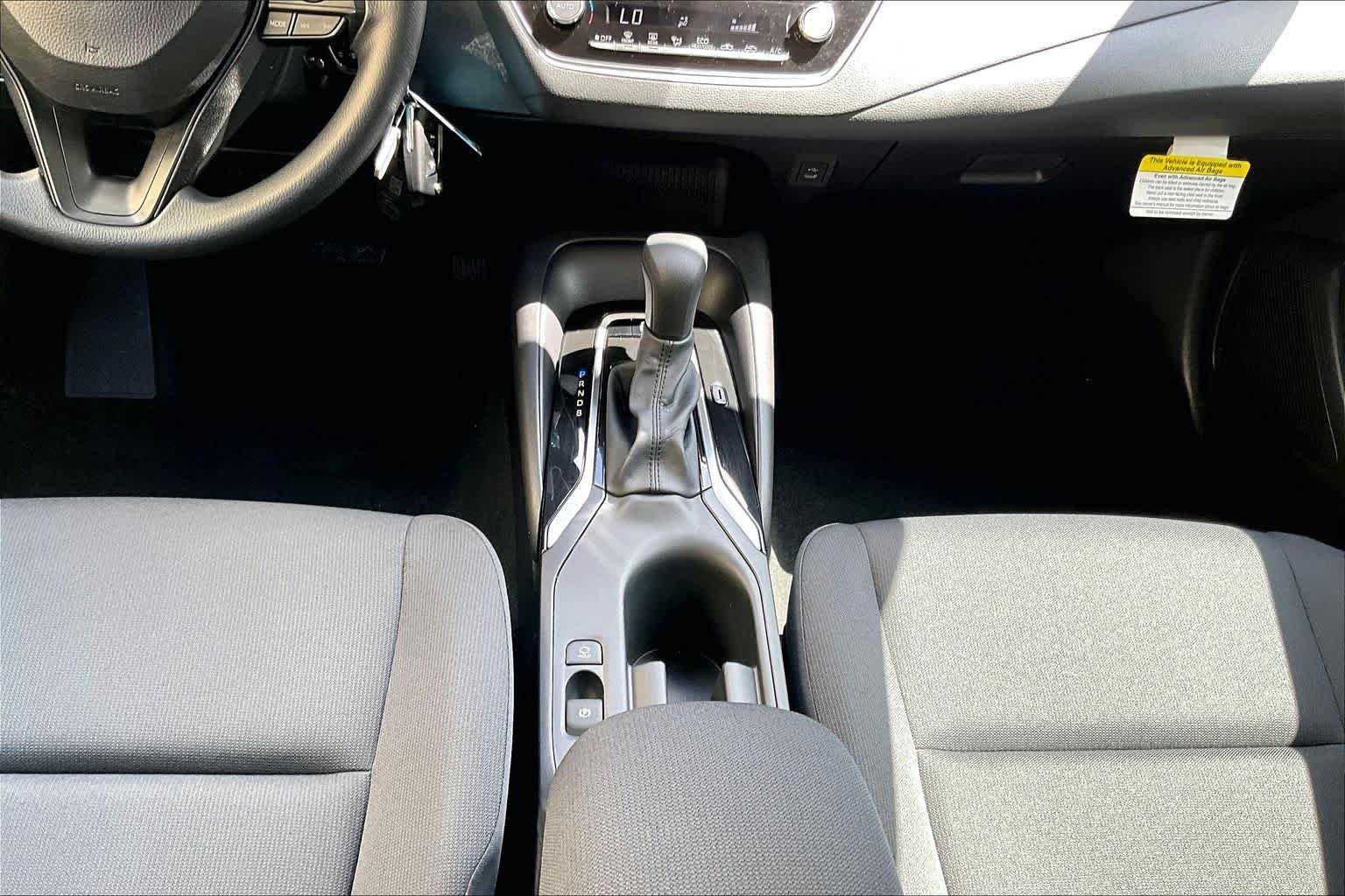 Used 2025 Ruby Flare Pearl Toyota LE image 17