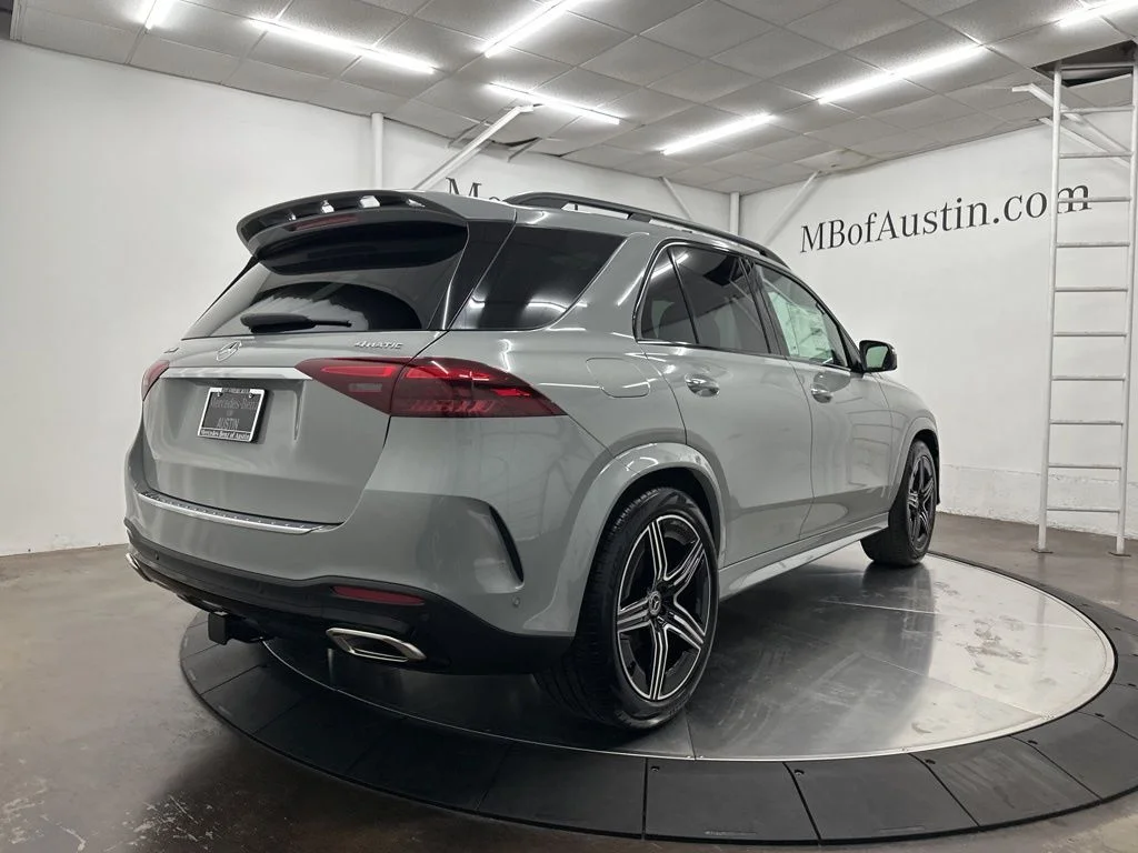 New 2026 White Mercedes-Benz GLE 580 image 7