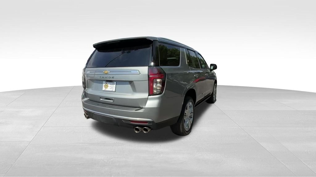 Used 2024 Gray Chevrolet High Country image 4