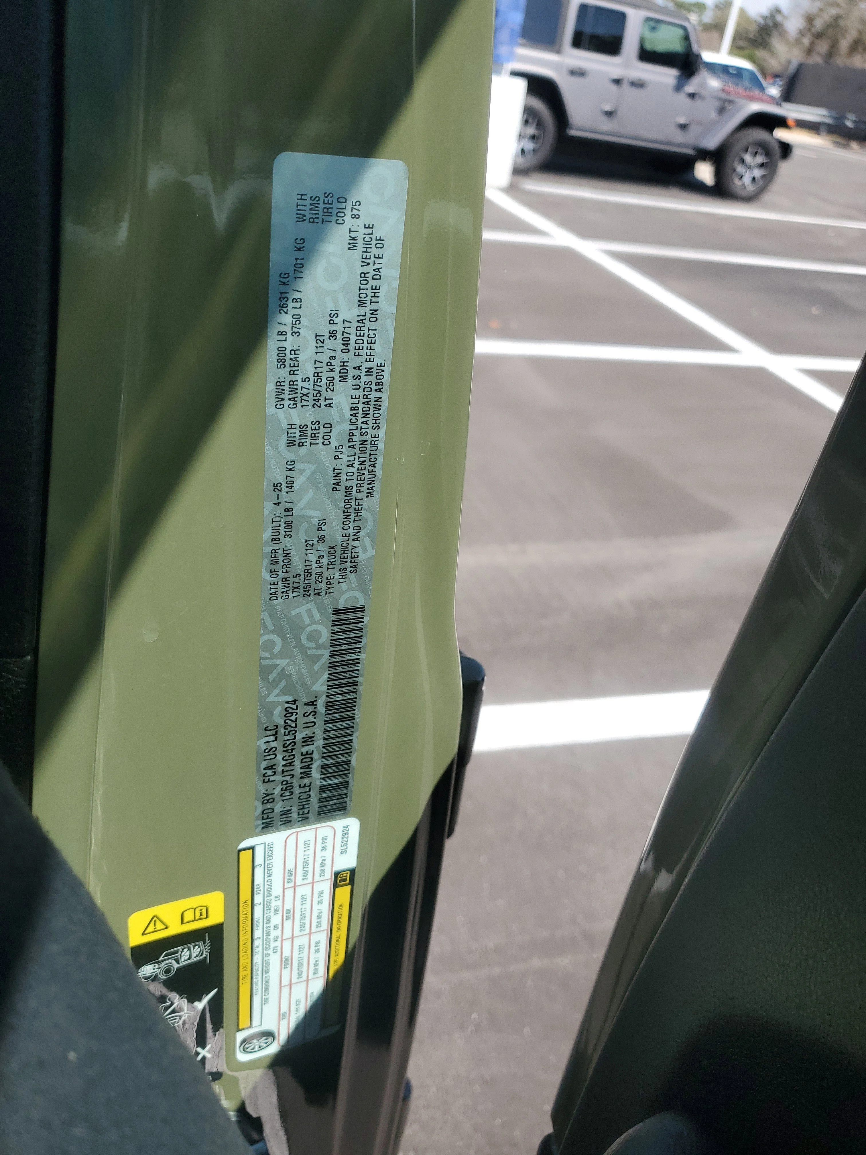 Used 2025 41 Jeep Sport image 44
