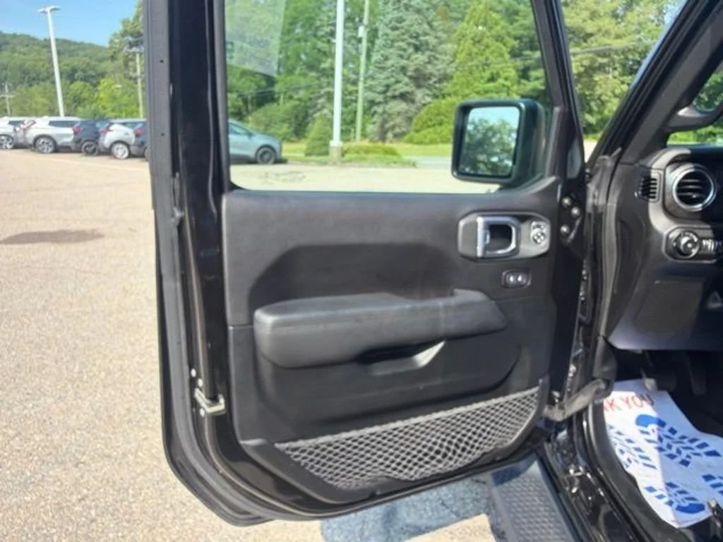 2020 Jeep Wrangler Unlimited Sahara Altitude - Photo 46