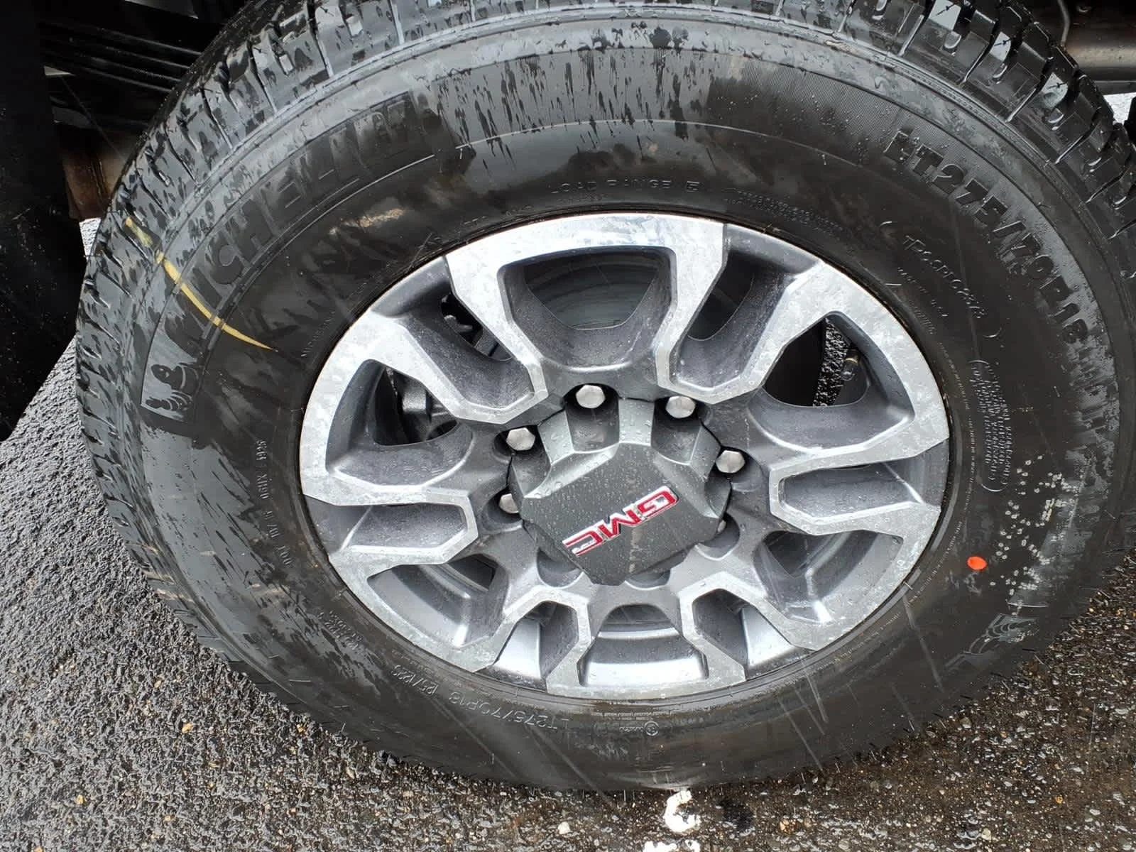 New 2026 Onyx Black GMC SLT image 5