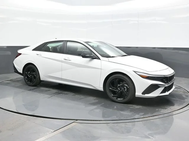 New 2026 White Hyundai SEL Sport image 7