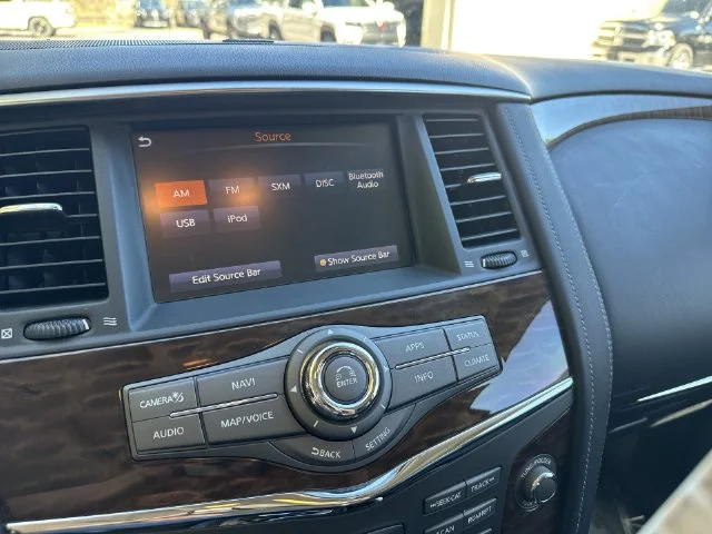 Used 2018 White Nissan SL image 23
