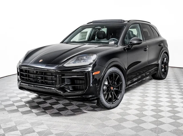 2026 Porsche Cayenne GTS