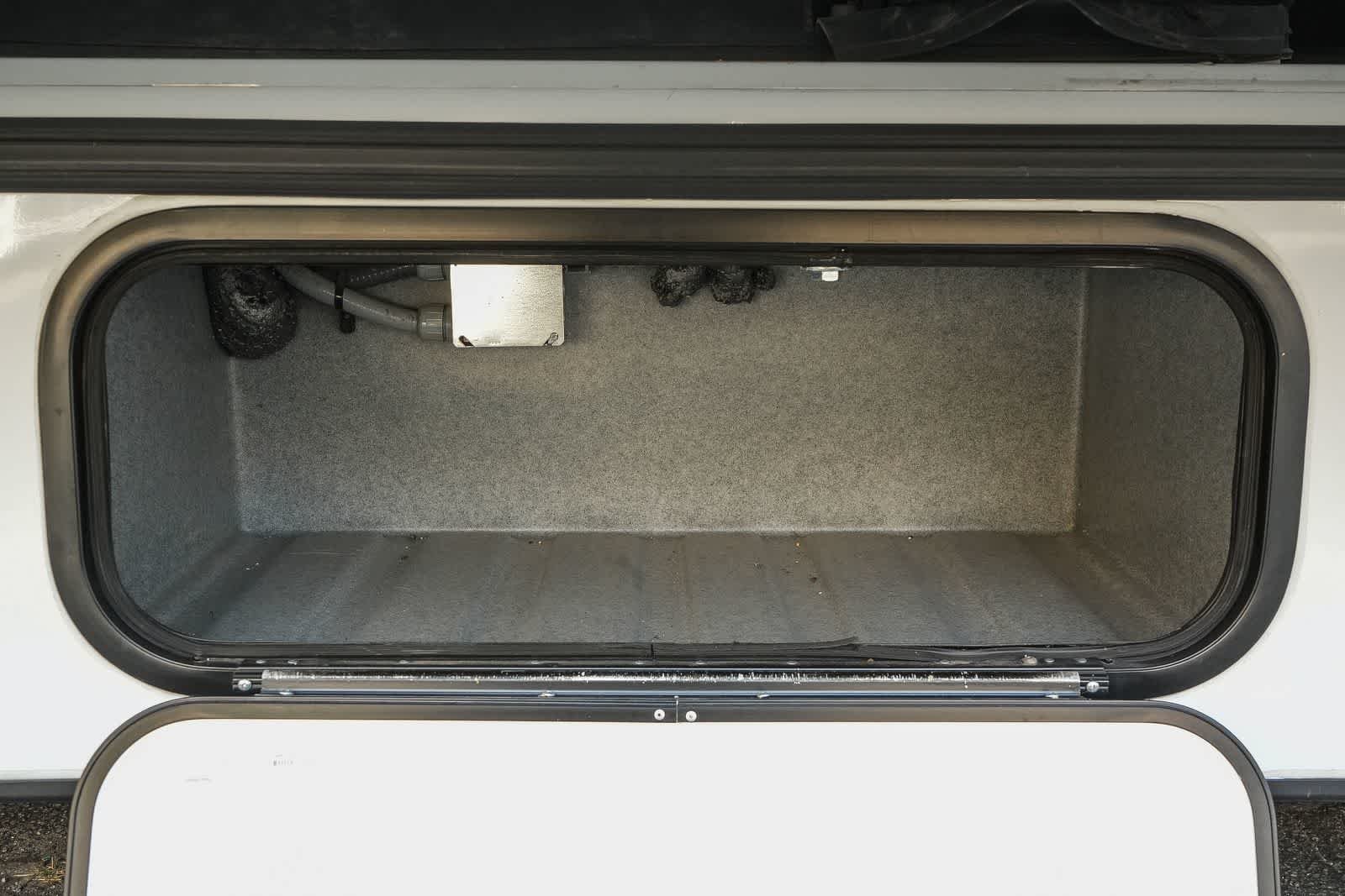 Used 2023 Oxford White Ford  image 24