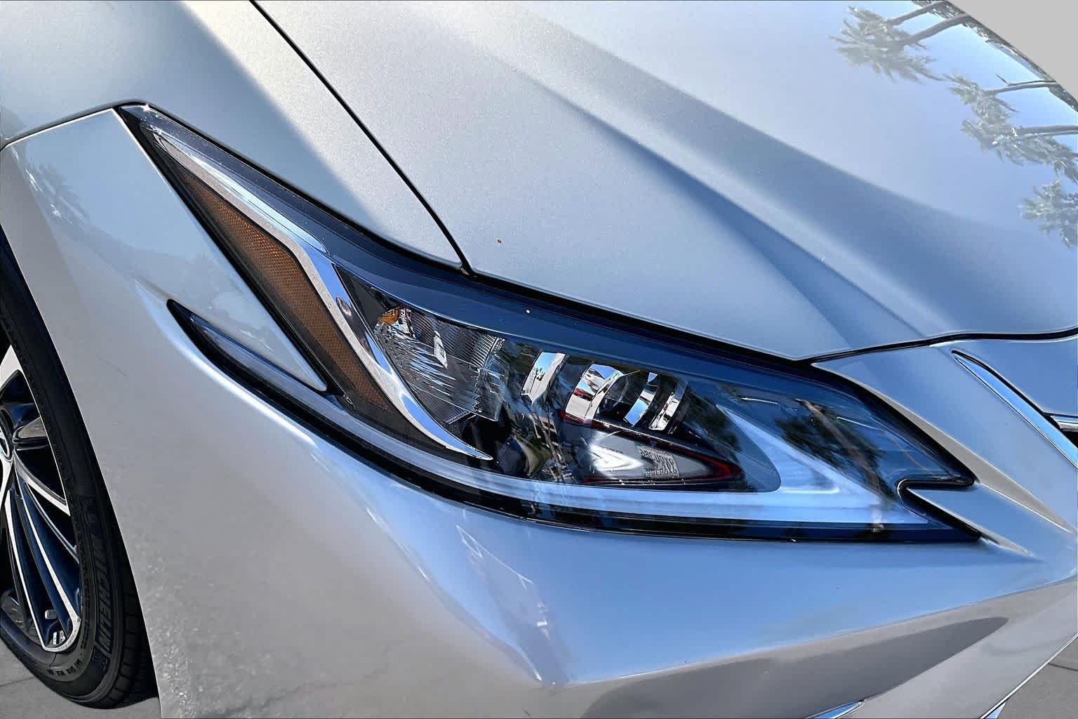 Used 2023 Moonbeam Beige Metallic Lexus  image 26