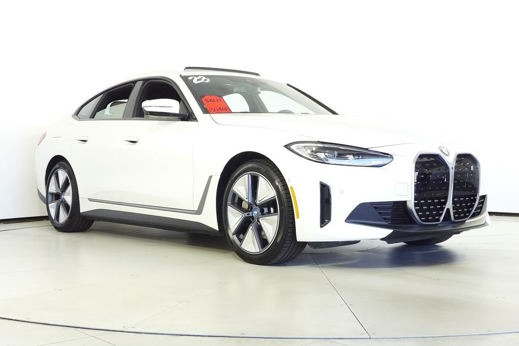 Used 2023 Alpine White BMW eDrive35 image 4