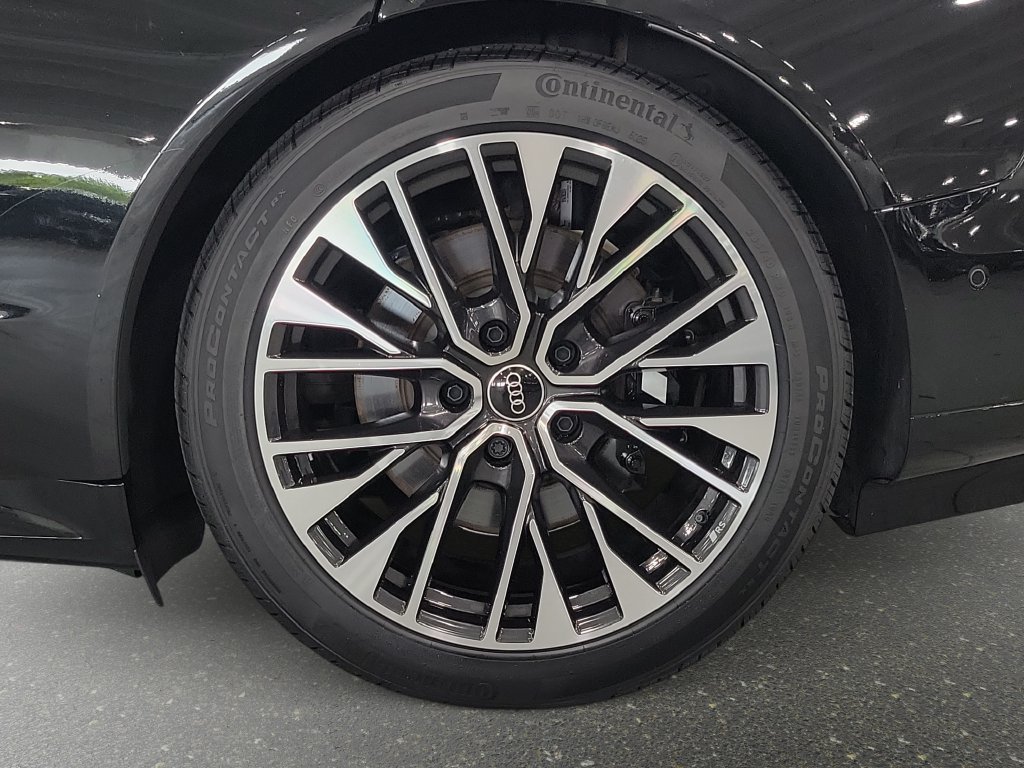 Used 2025 Black Audi Premium Plus image 30