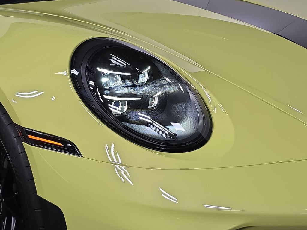 New 2026 Cartagena Yellow Metallic Porsche GT3 image 12