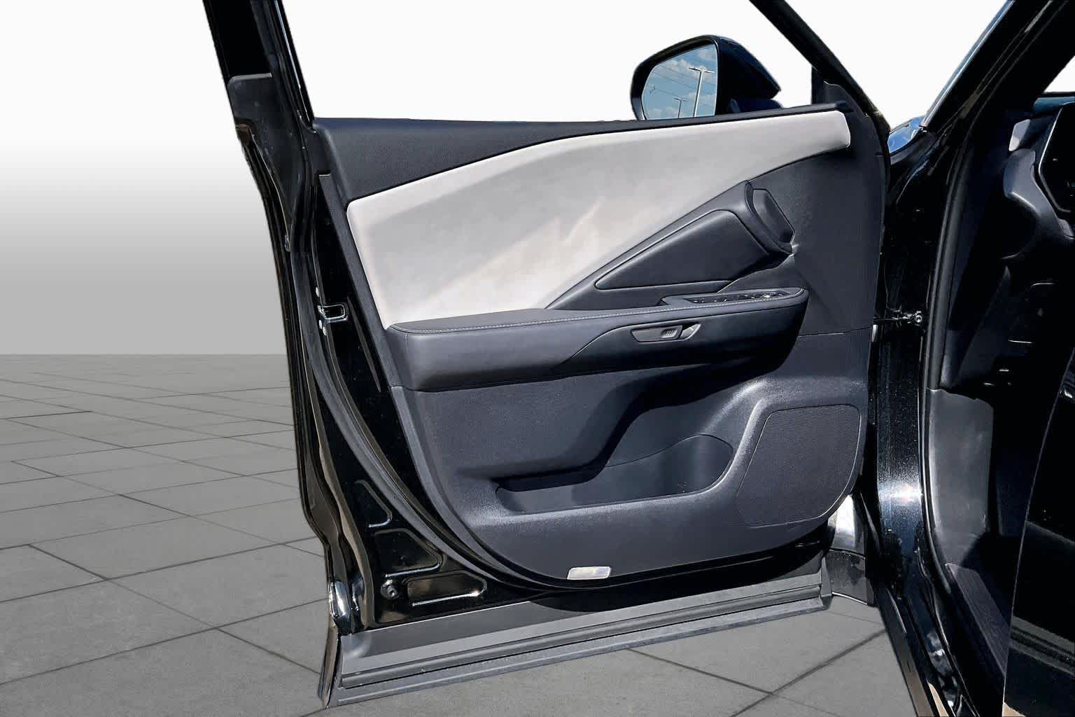 Used 2026 Caviar Lexus Premium image 22