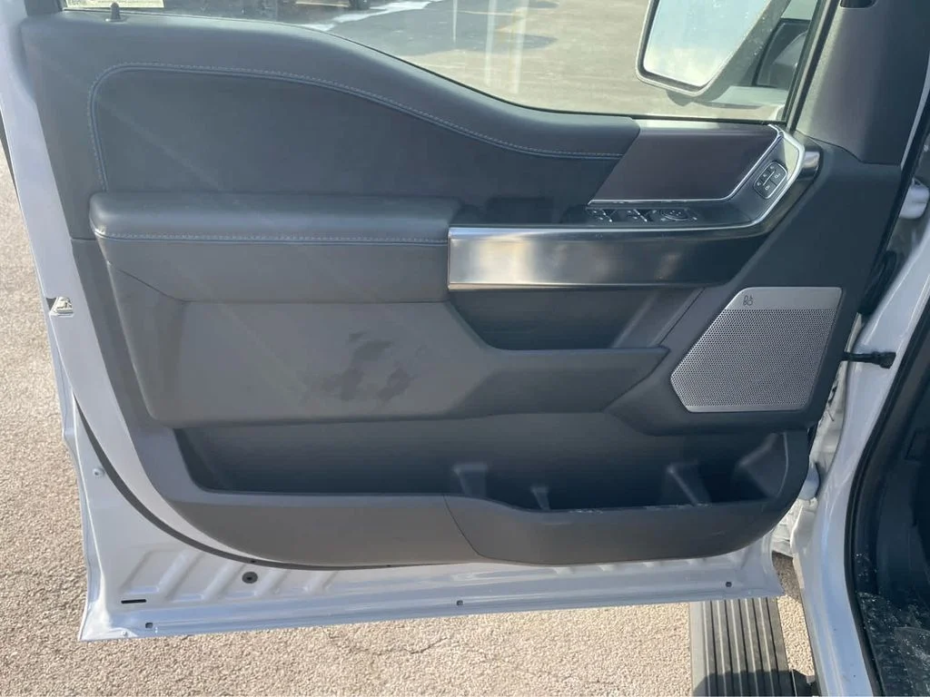 New 2025 Space White Metallic Ford Platinum® image 14