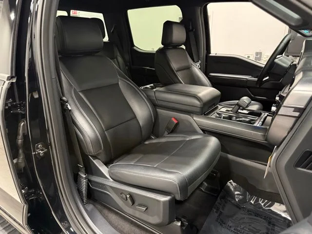 Used 2025 Black Ford Lariat image 34