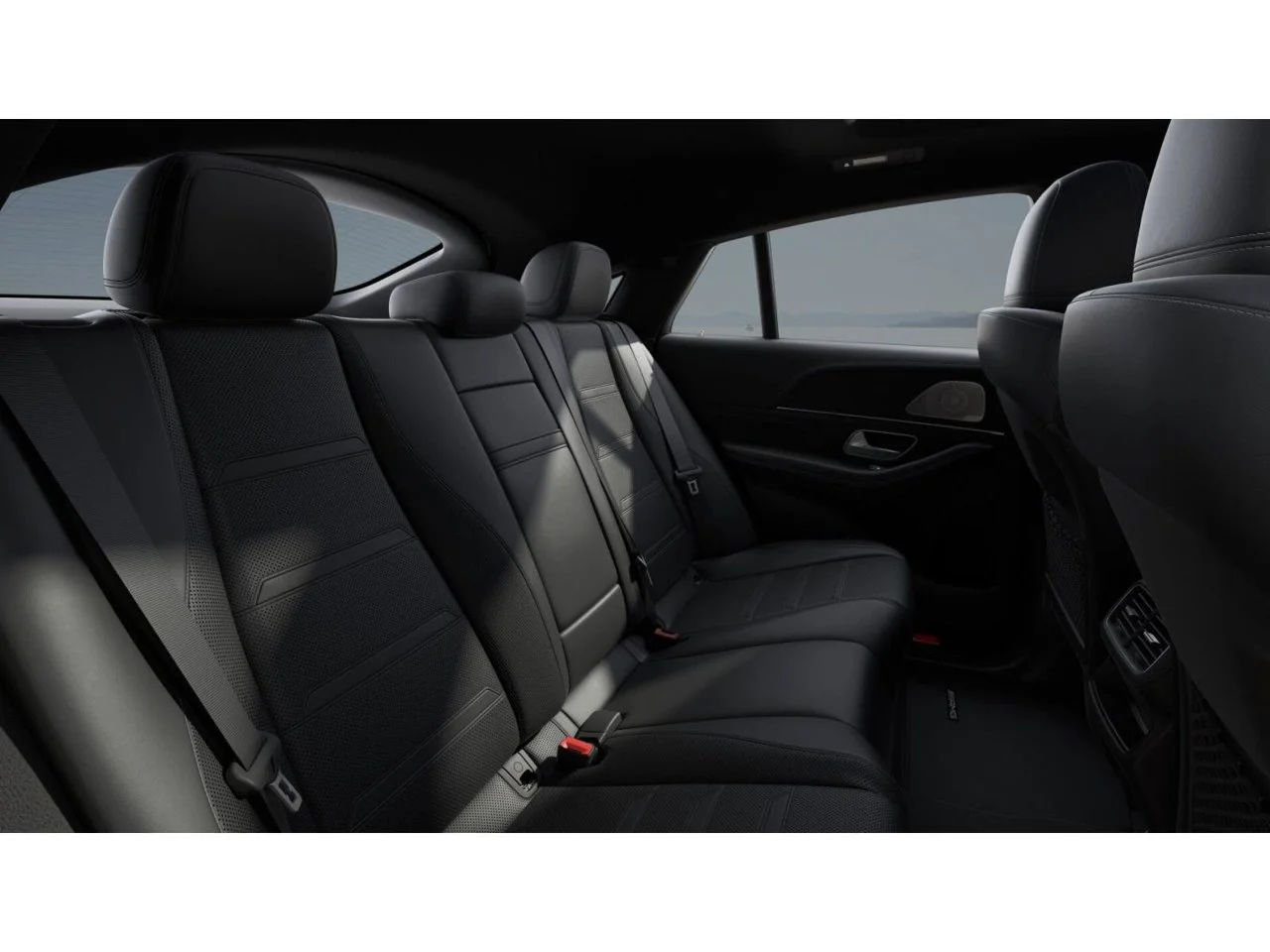 New 2027 MANUFAKTUR Moonlight White Metallic Mercedes-Benz AMG® GLE 53e 4MATIC+ Coupe image 5
