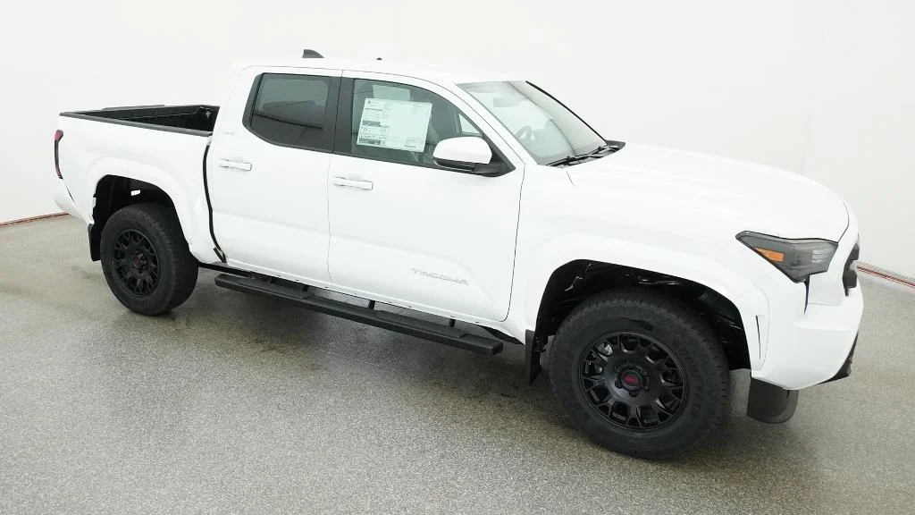 New 2026 Ice Cap Toyota SR5 image 12