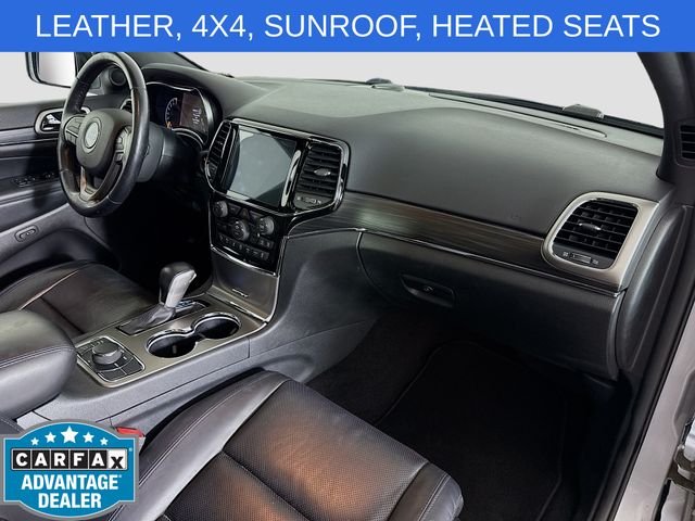 Used 2020 Silver Jeep Limited image 30