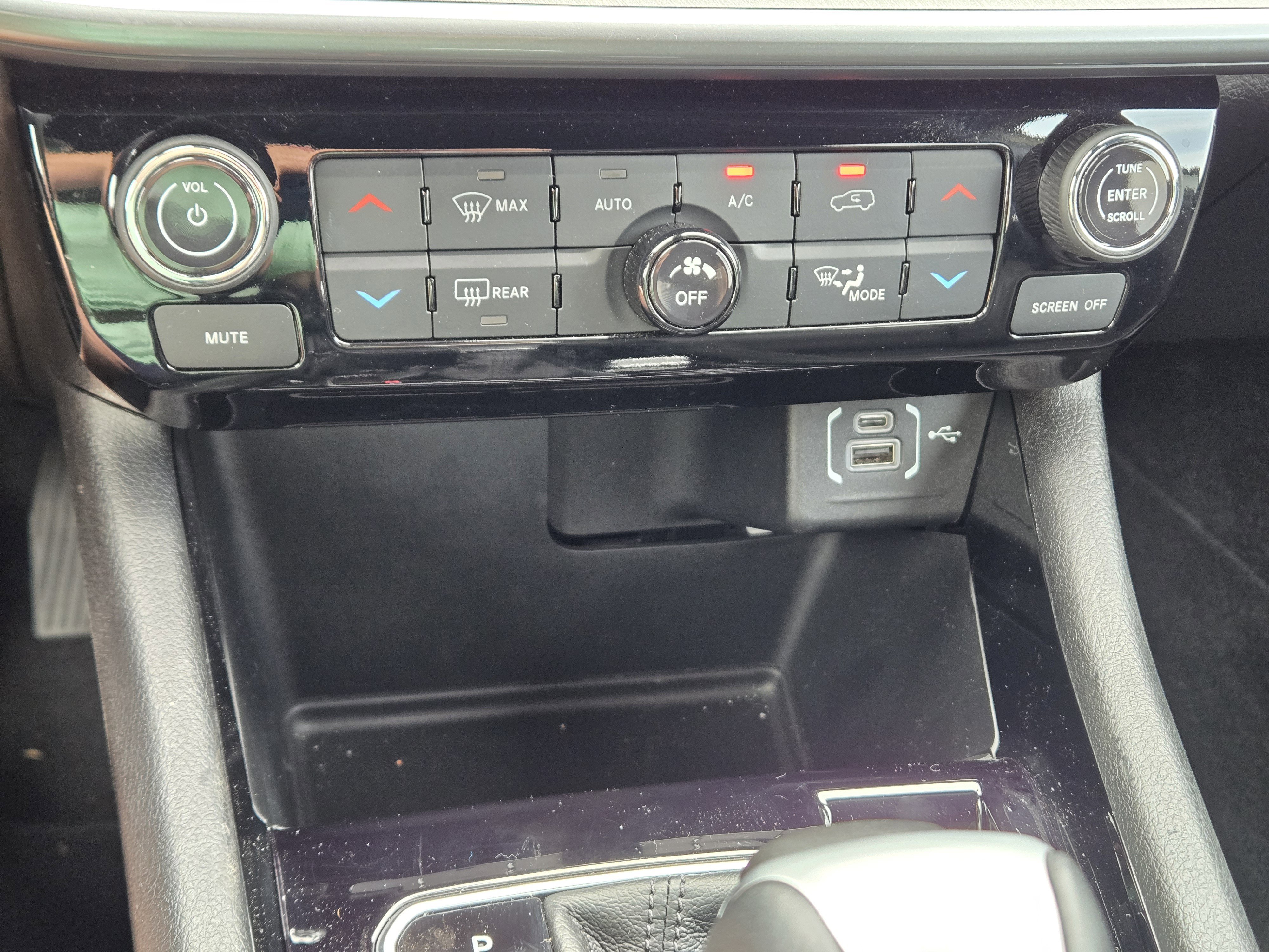 2025 Jeep Compass Limited - Photo 27