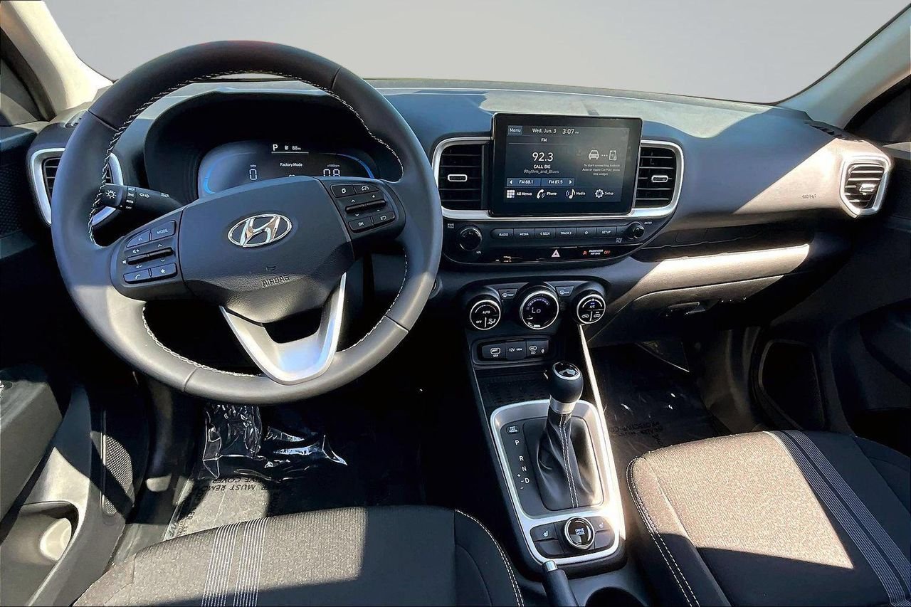 New 2026 White Hyundai SEL image 18