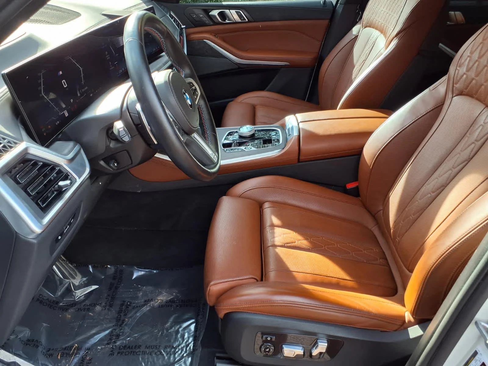 Used 2024  BMW M60i image 13