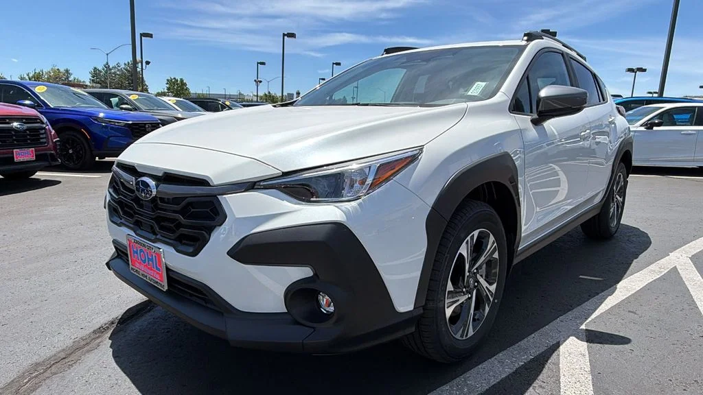 New 2026 CRYSTAL WHITE PEARL Subaru Premium image 7