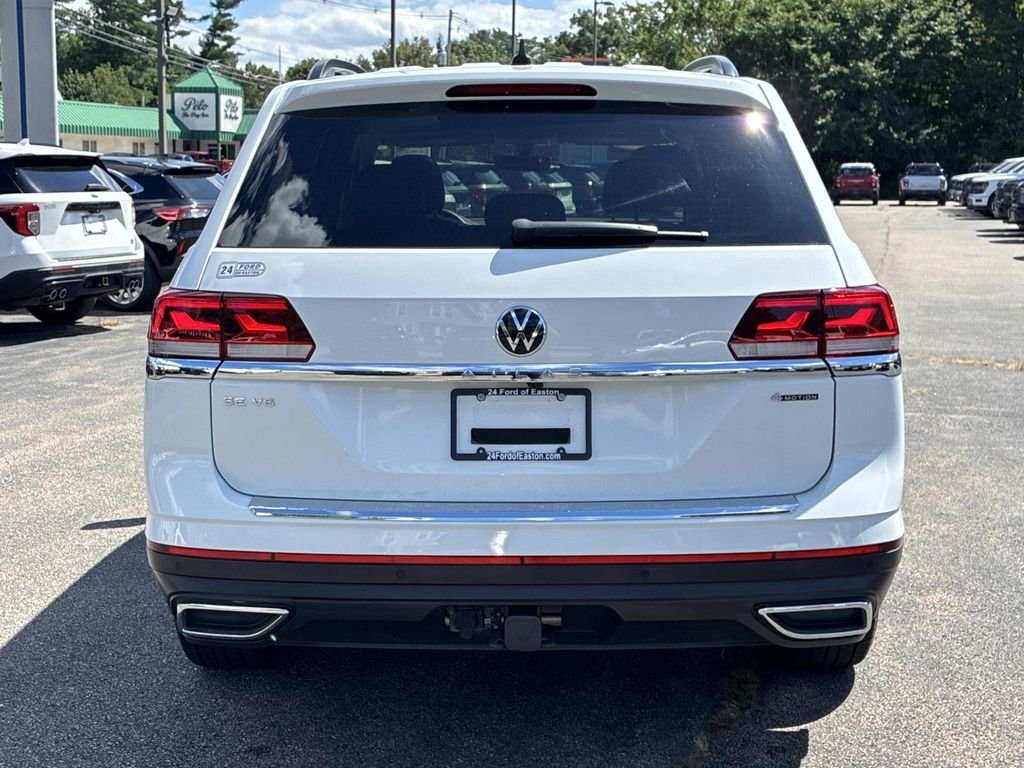 Used 2023 White Volkswagen 3.6L V6 SE w/Technology image 6