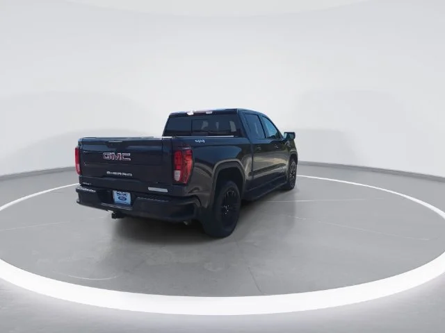 Used 2025 Silver GMC Elevation image 8