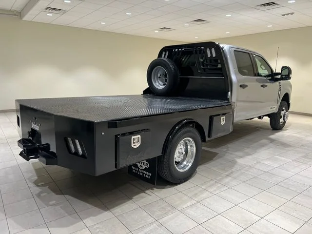 New 2026 Silver Ford XLT image 5