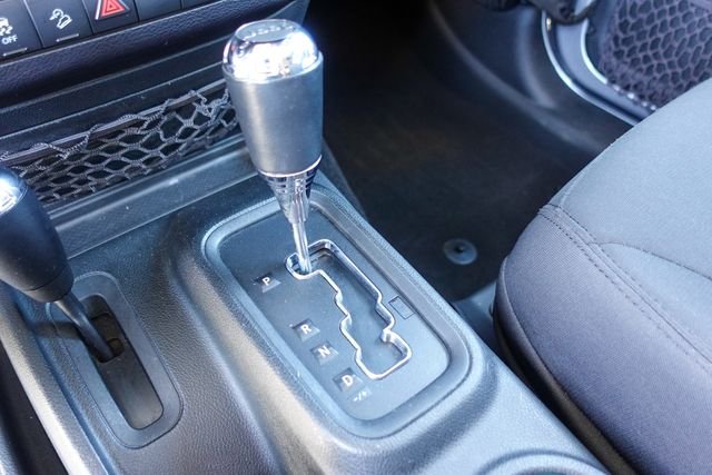 Used 2017 Silver Jeep Unlimited Sport image 21