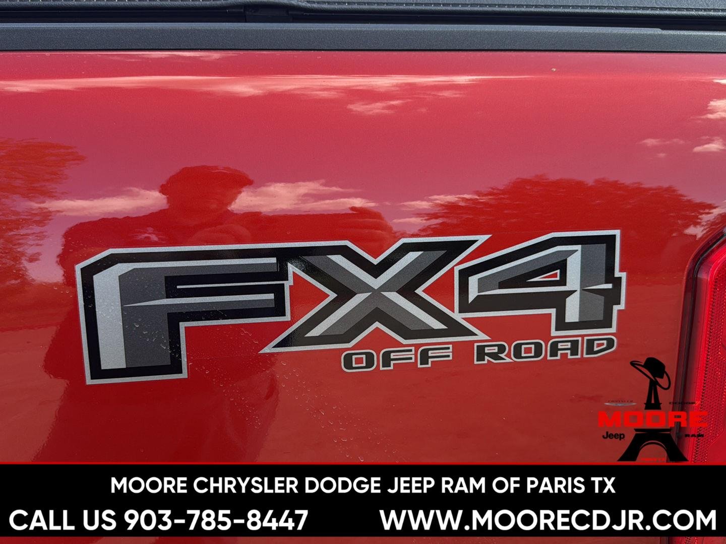 Used 2022 HOT PEPPER RED ME FORD TRUCK LARIAT image 10