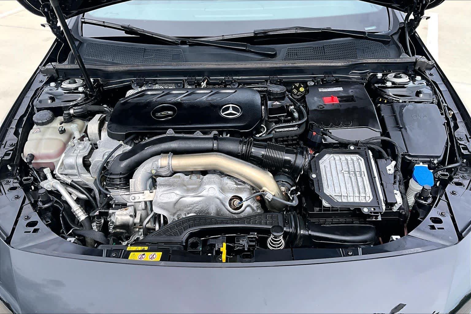 Used 2025 Night Black Mercedes-Benz CLA 250 image 27
