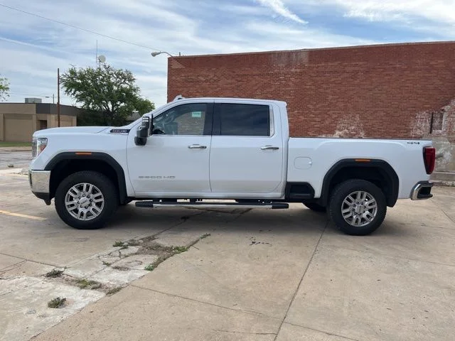 Used 2022 Summit White GMC SLT image 2