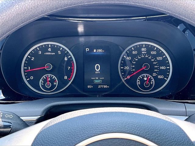 Used 2024 Silver Kia LXS image 3