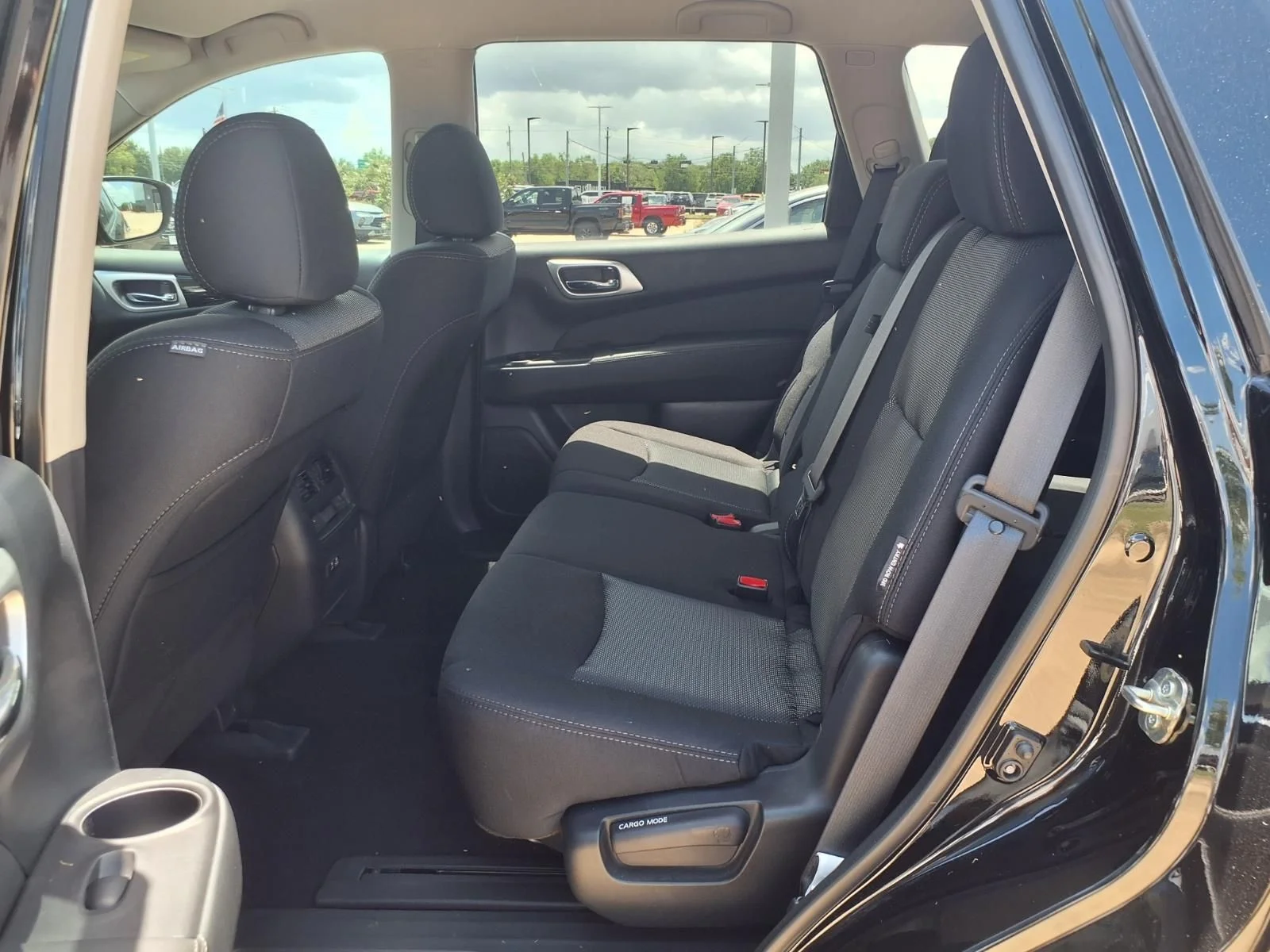 Used 2020 Black Nissan S image 11