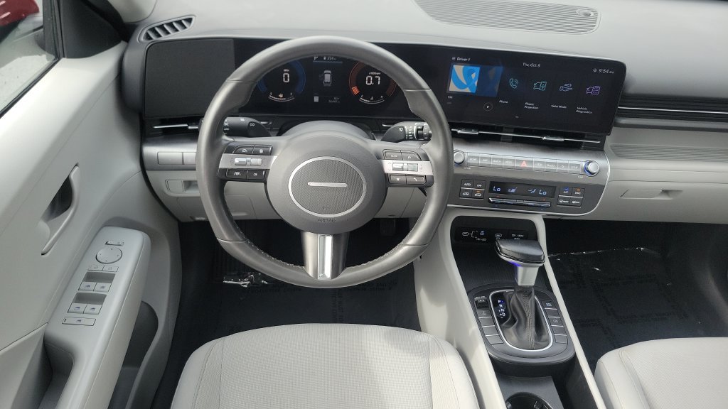 2025 Hyundai Kona SEL - Photo 12