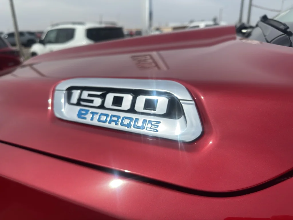 New 2026 Molten Red Pearl-Coat Exterior Paint RAM Longhorn image 11