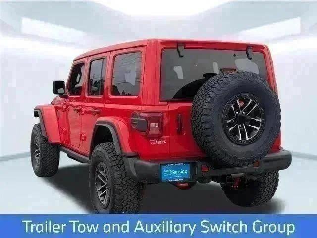 New 2026 Firecracker Red Clear-Coat Exterior Paint Jeep Rubicon image 4