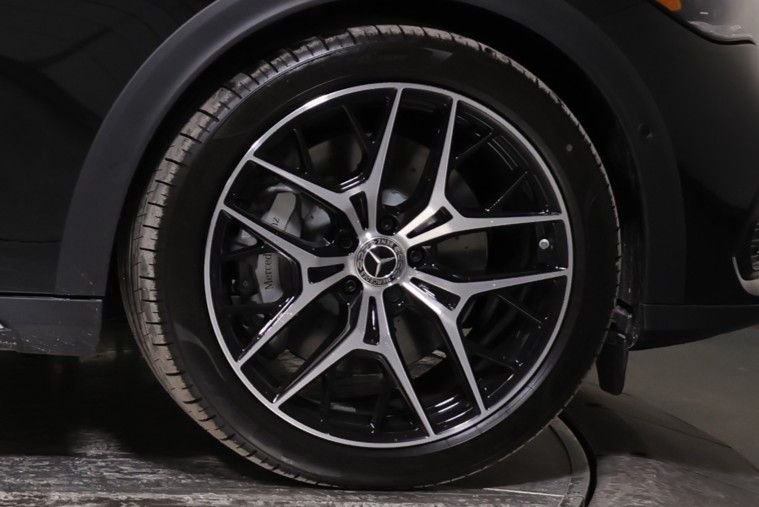 New 2026 Obsidian Black Metallic Mercedes-Benz E 450 image 14