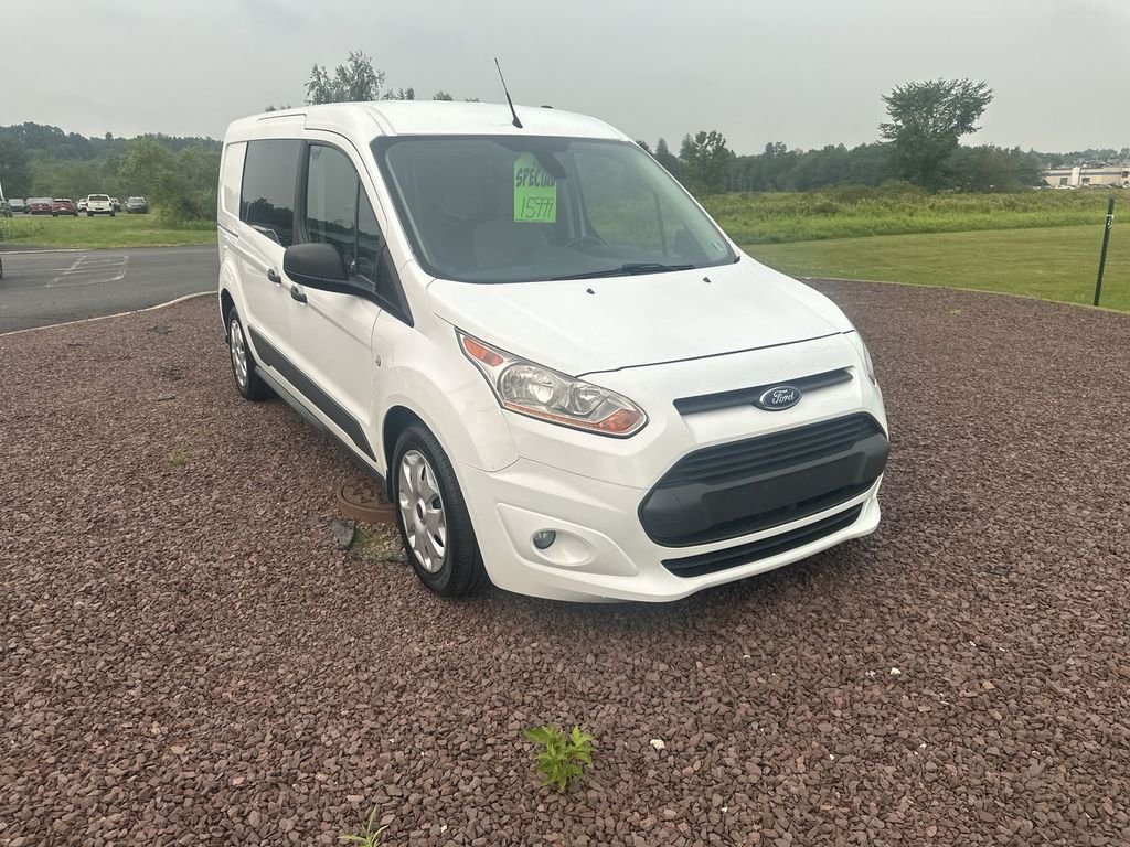 Used 2018 White Ford XLT image 1