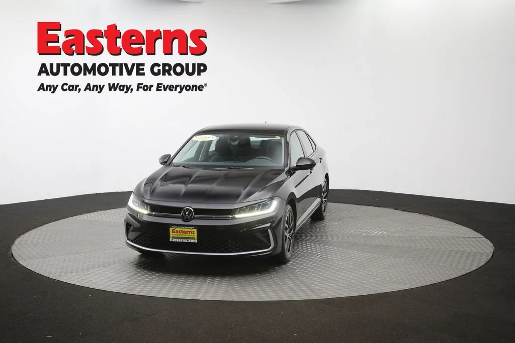 Used 2025 Black Volkswagen 1.5T SE image 54