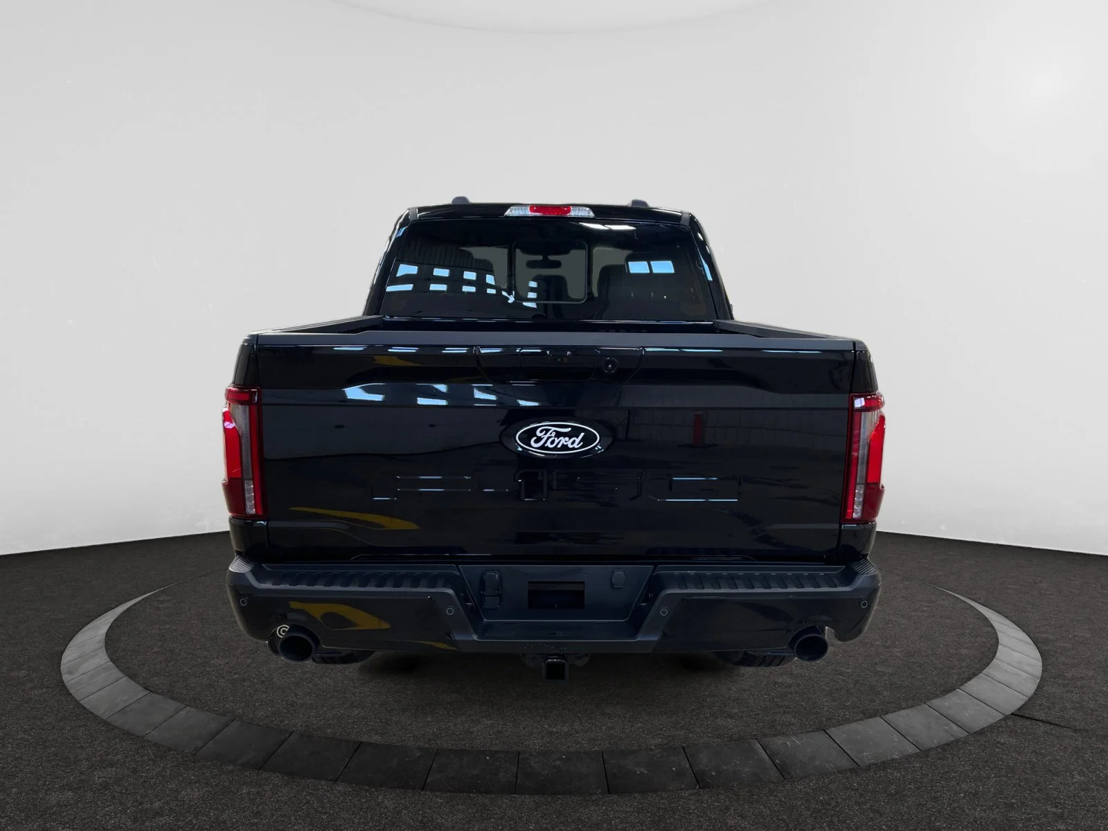 New 2026 Agate Black Metallic Ford Lariat image 4