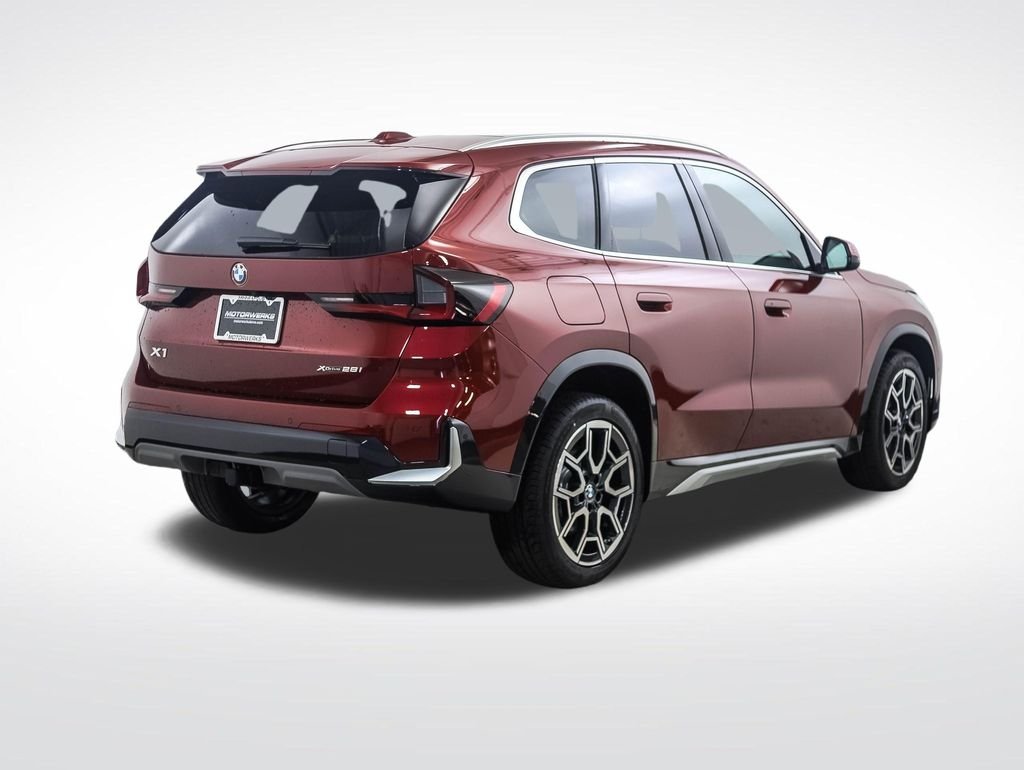 Used 2026 Red Metallic BMW xDrive28i image 5
