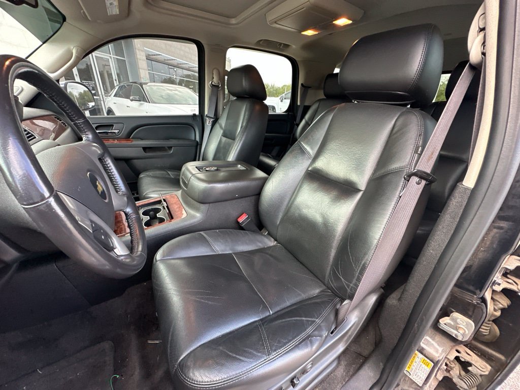 Used 2011 Black Chevrolet LTZ image 10