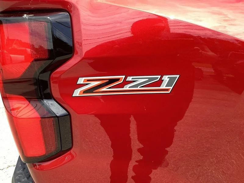 2026 Chevrolet Colorado Z71 - Photo 13