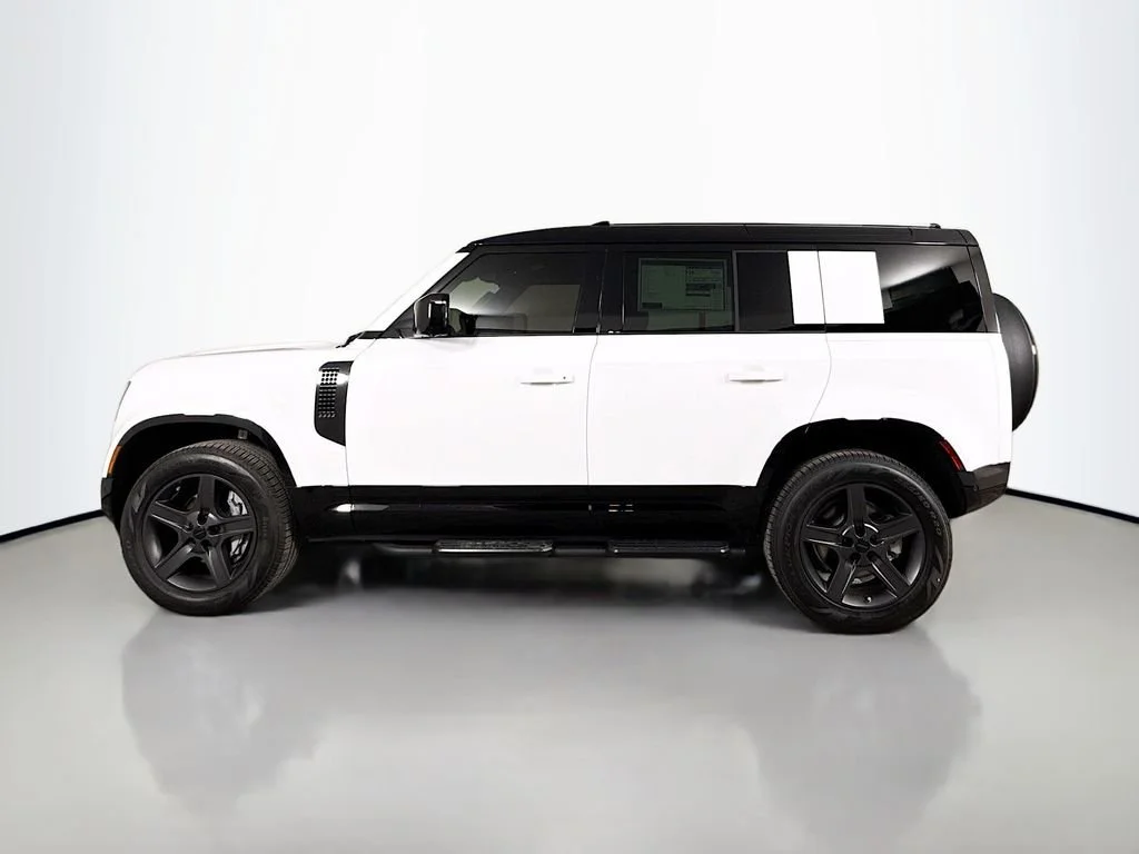 2026 Land Rover Defender X-Dynamic SE - Photo 8