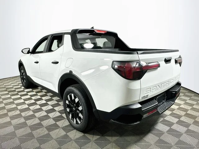 New 2027 White Hyundai SE image 6