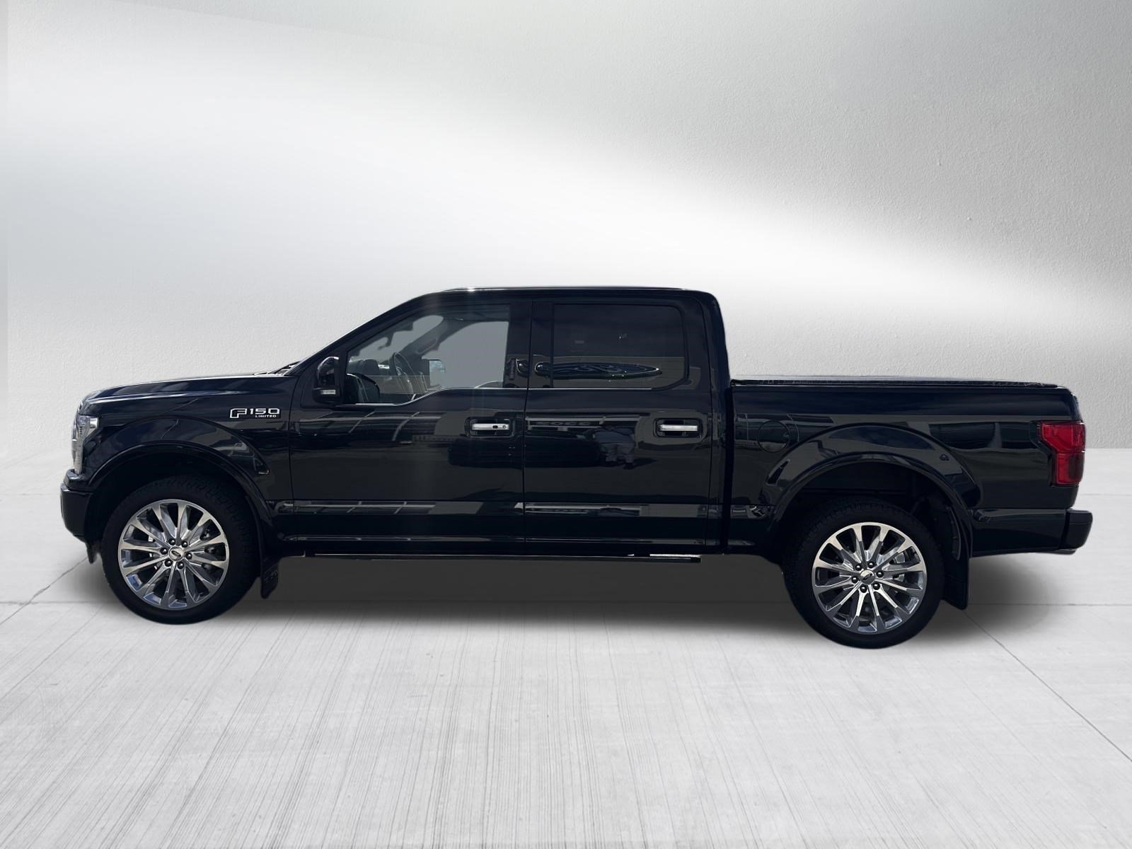Used 2020 Agate Black Metallic Ford Limited image 4